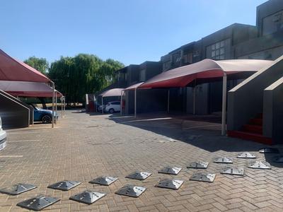 Apartment / Flat For Rent in Mulbarton, Johannesburg